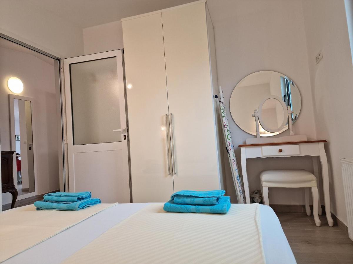 Keser Apartments Ровинь Экстерьер фото