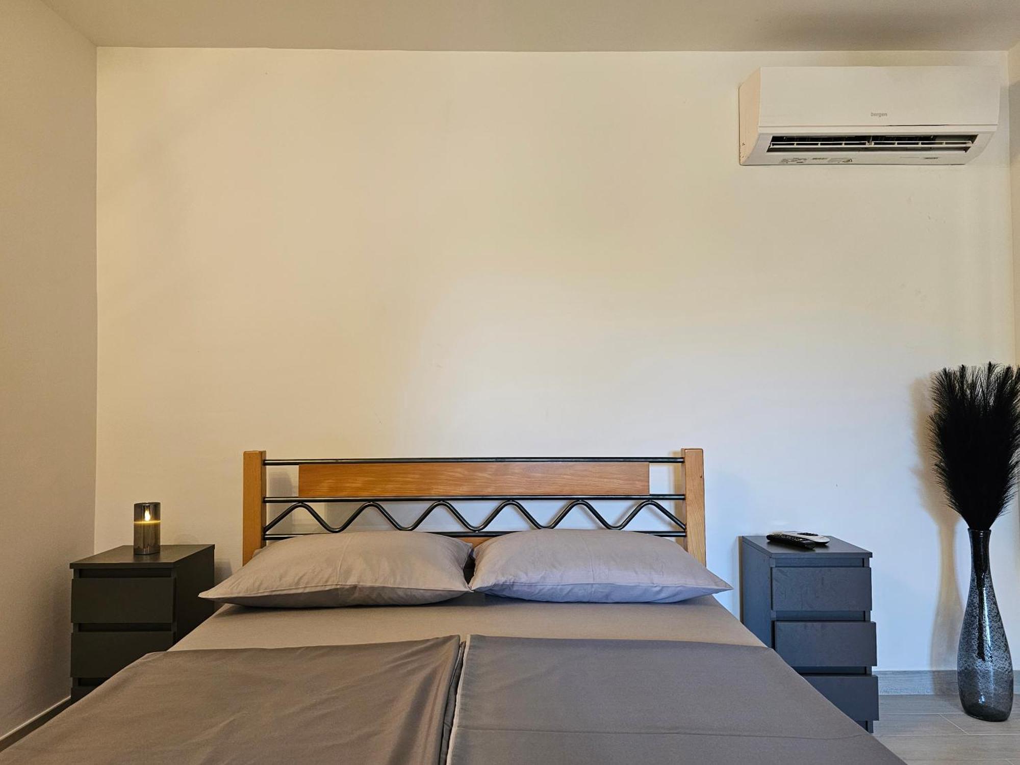 Keser Apartments Ровинь Экстерьер фото