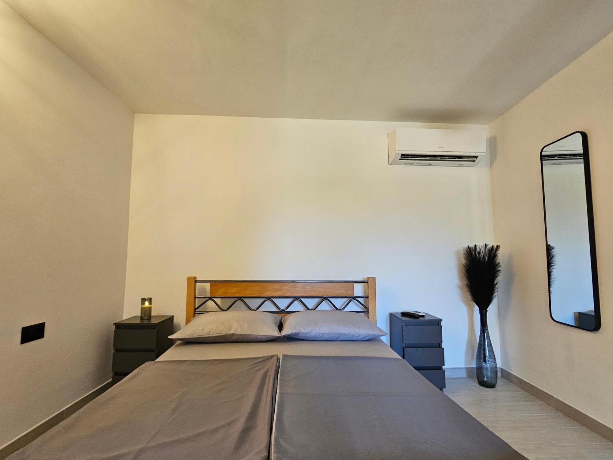 Keser Apartments Ровинь Экстерьер фото