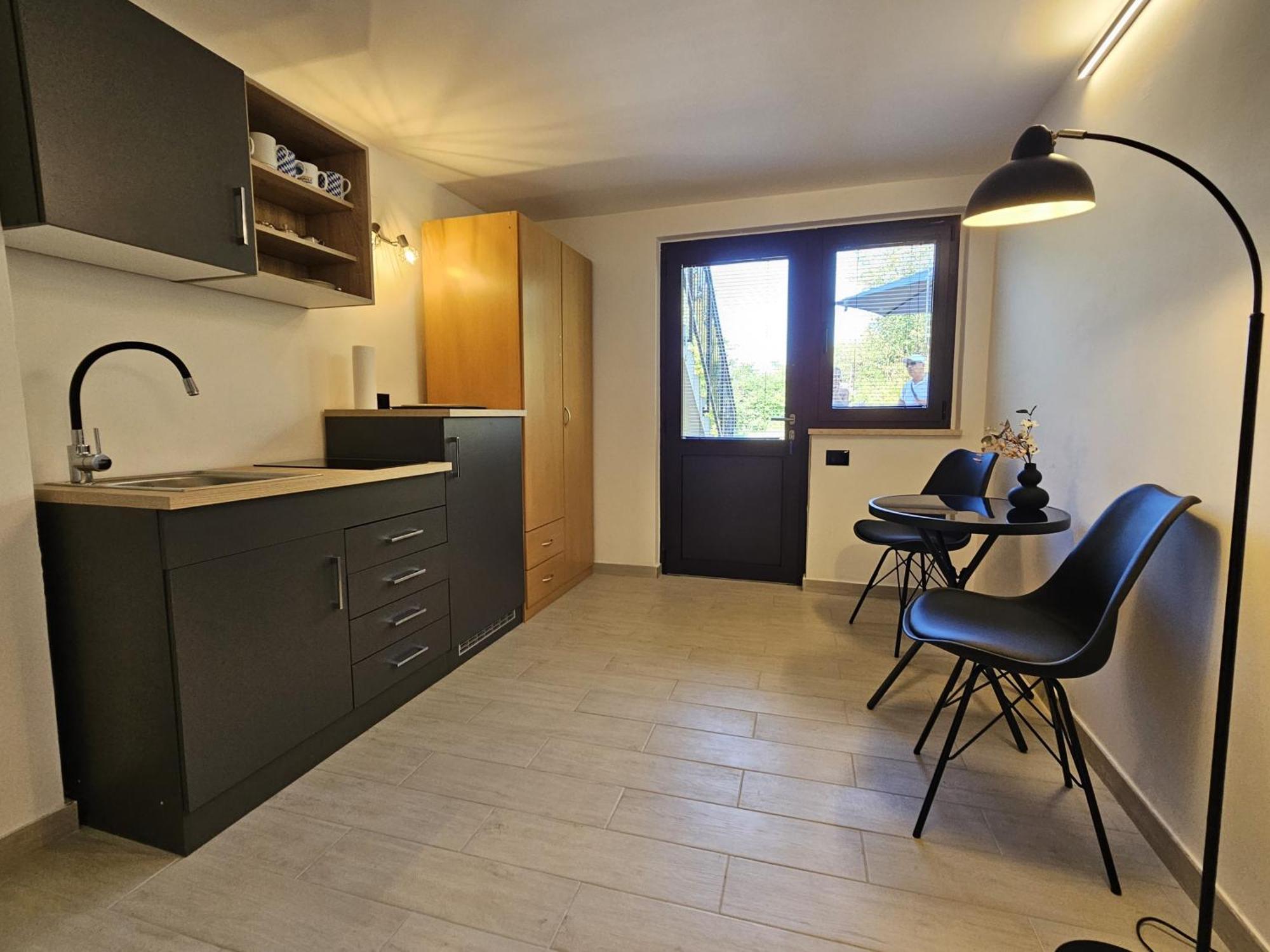 Keser Apartments Ровинь Экстерьер фото